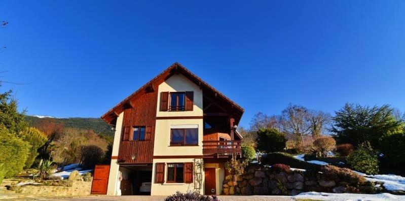 Bed and Breakfast Eco-Logis Mad'In Belledonne Theys Exteriér fotografie